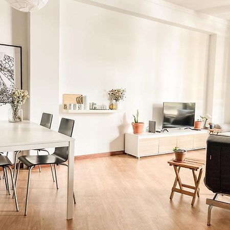 Central Loft With Free Parking Porto Exterior foto