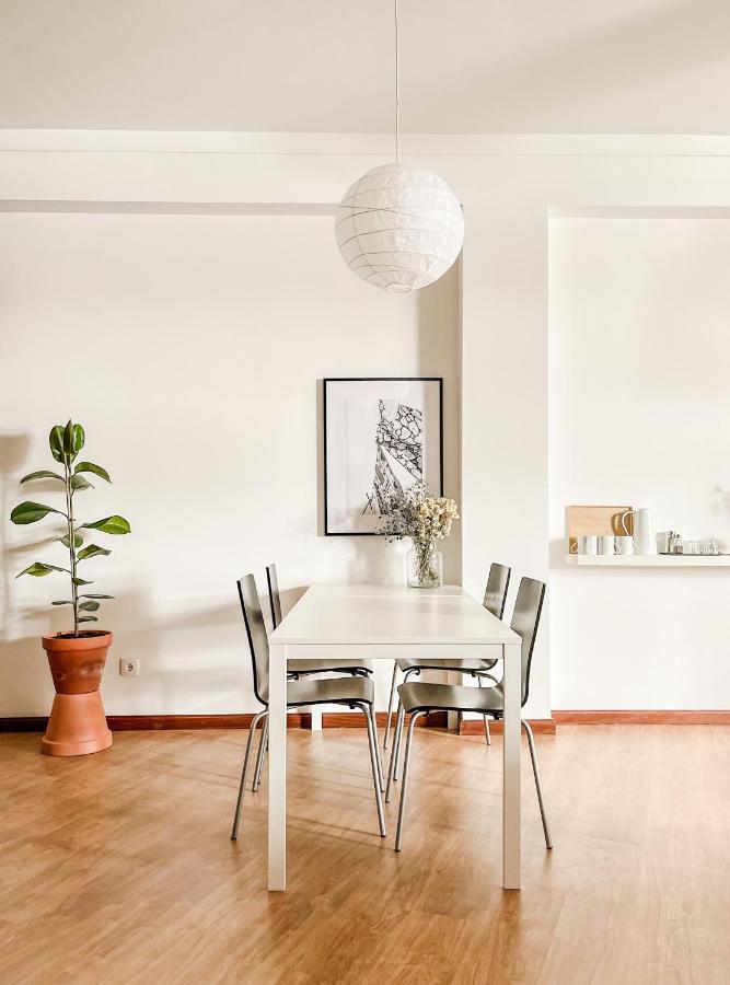 Central Loft With Free Parking Porto Exterior foto